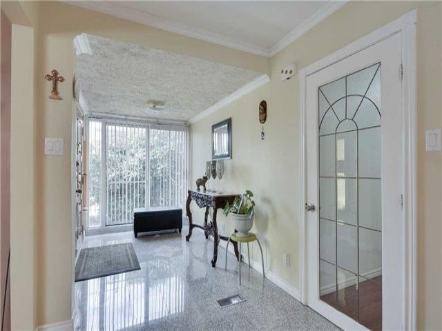 Main - 18 Lamberton Blvd