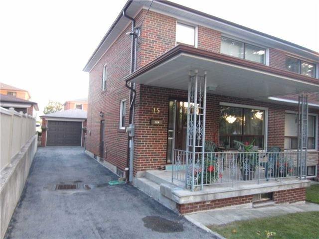 15 Quinan Dr