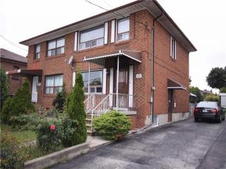 1298 Lawrence Ave W