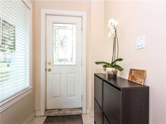 6 Wickford Dr