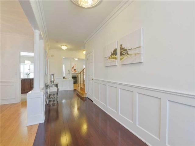 33 Whitfield Ave