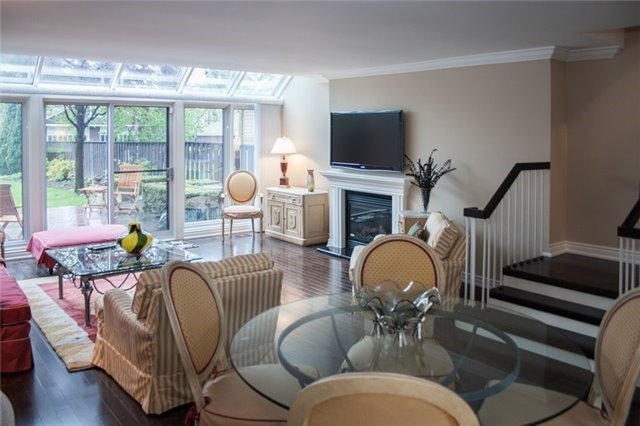 17 Oakmount Rd, Toronto | Leased, W3672798 | Condos.ca