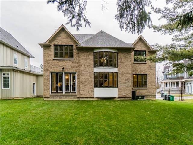 6985 Rayah Crt