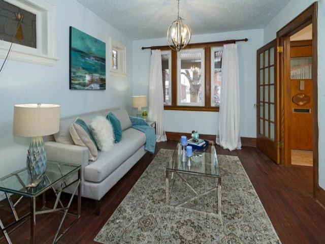 24 St Mark's Rd
