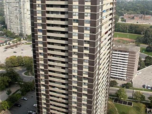 301 - 50 Cordova Ave