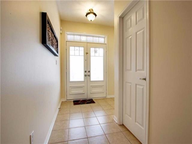 8 Bevington Rd