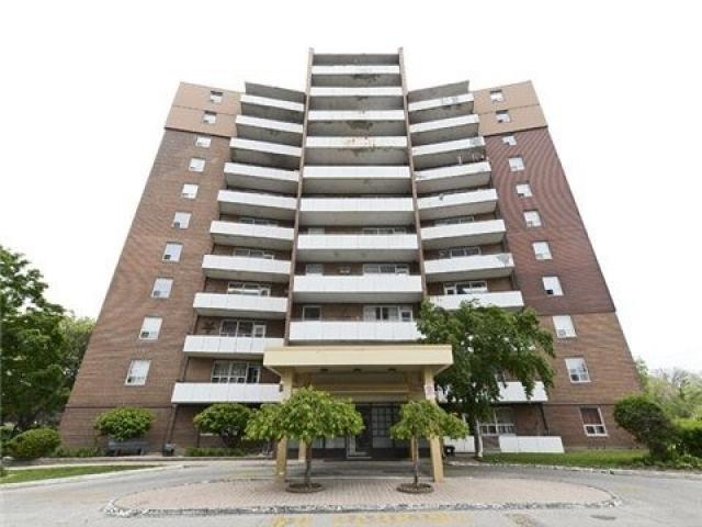 302 - 3105 Queen Frederica Dr