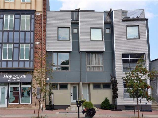 453 Kerr St