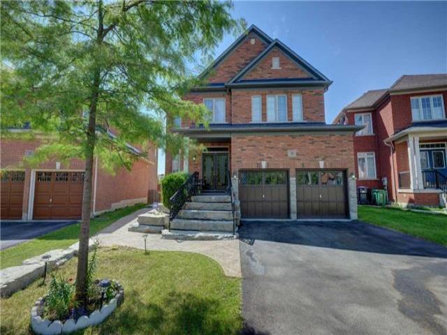 26 Laurentide Cres