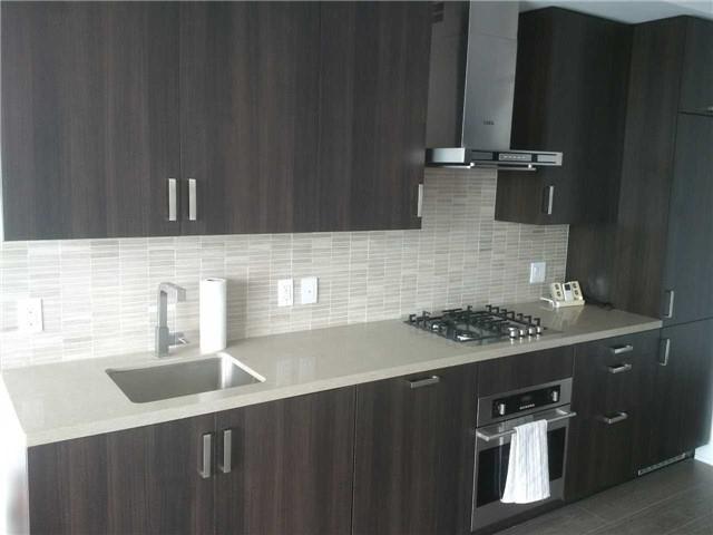 502 - 24 Howard Park Ave