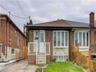 151 Navenby Cres