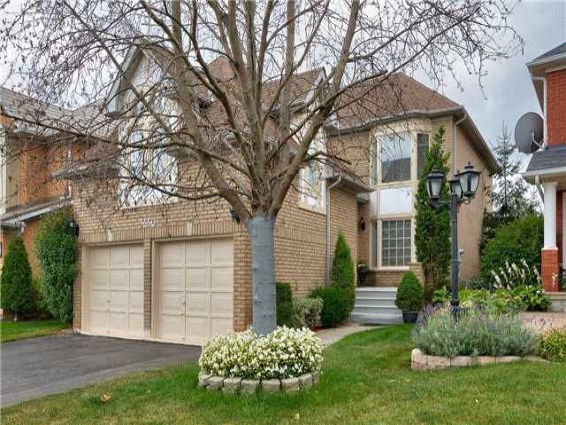 5660 Bell Harbour Dr