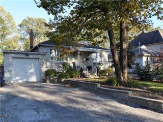 29 Treelawn Pkwy