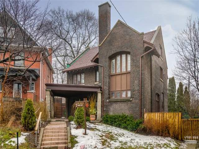 7 Triller Ave