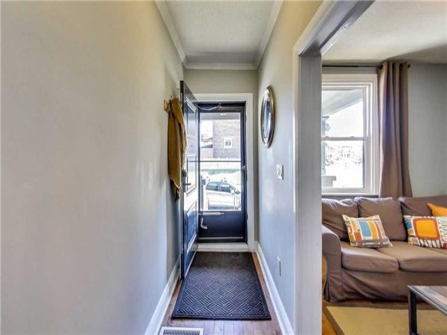 18 Norman Ave