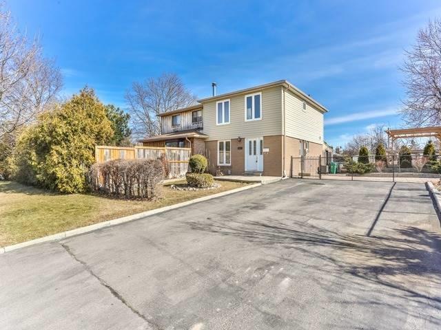 109 Goldcrest Rd, Unit Upper photo #1