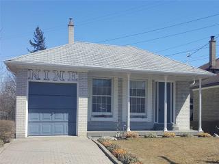 9 Hackmore Ave