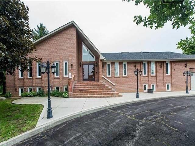 35 Fenton Way