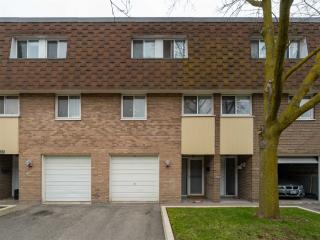 34 Tandridge Cres, Unit 887