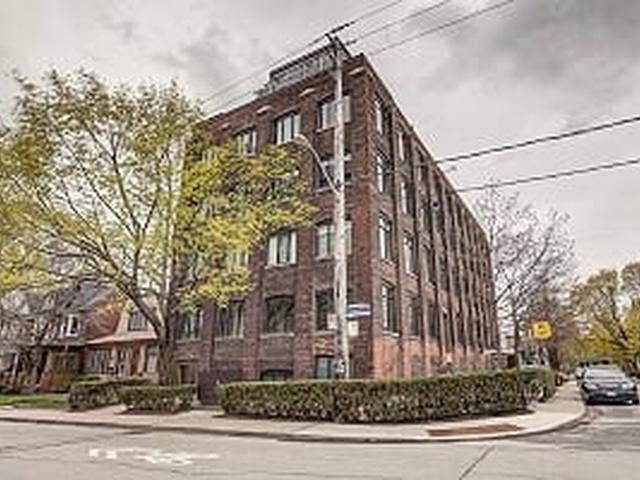 1 Columbus Ave, Unit 302