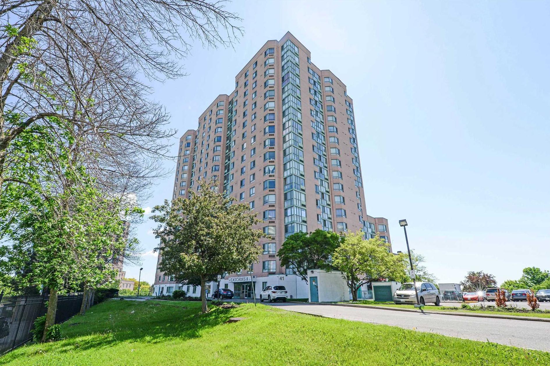 308 41 Markbrook Lane, Etobicoke Sold, W4483979 Condos.ca
