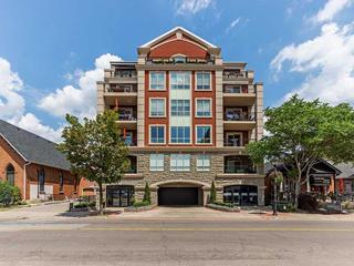 445 Elizabeth St, Unit 202