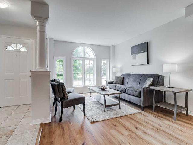 2648 Devonsley Cres