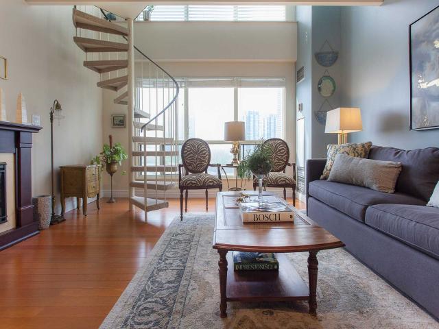 2269 Lake Shore Blvd W, Unit 903