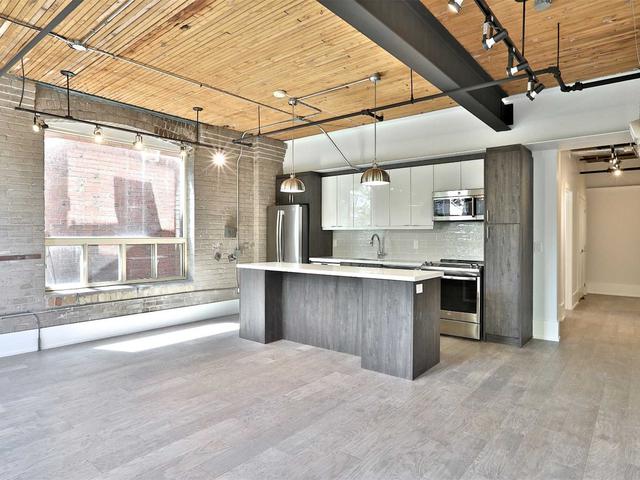 34 Noble St, Unit 202