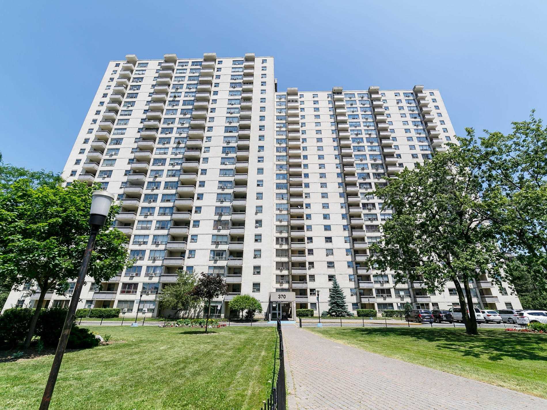1916 370 Dixon Rd, Etobicoke Terminated, W4508240 Condos.ca