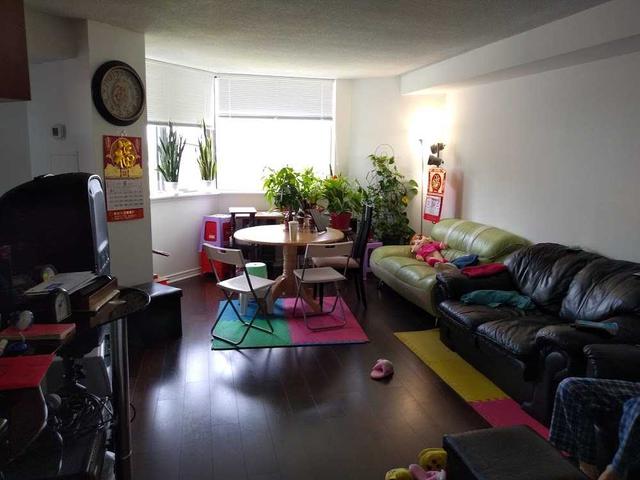 1710 - 234 Albion Rd