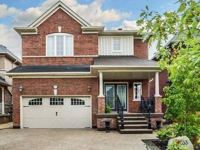 653 Caldwell Cres