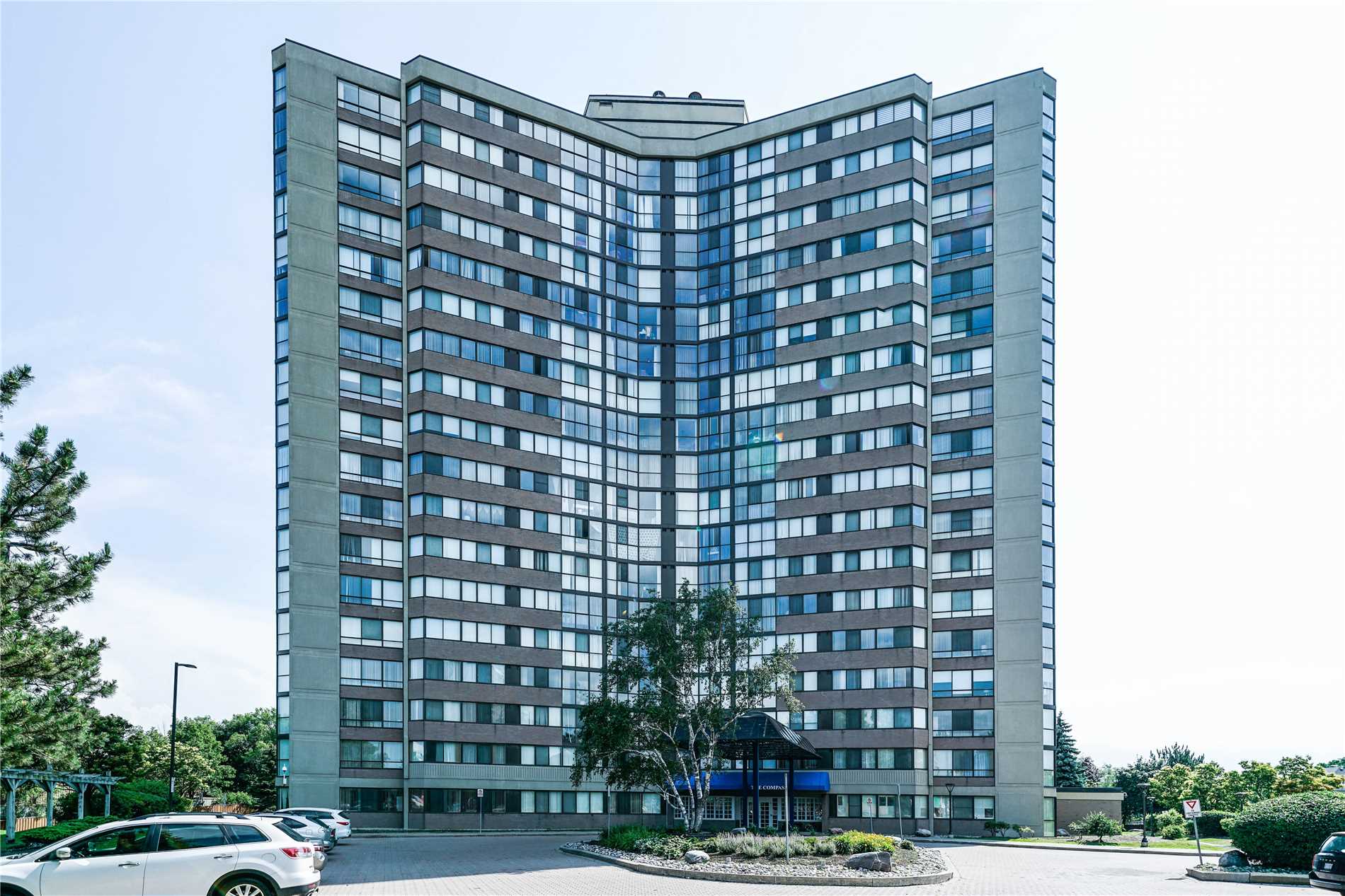 201 - 1360 Rathburn Rd E, Mississauga | Terminated, W4515388 | Condos.ca