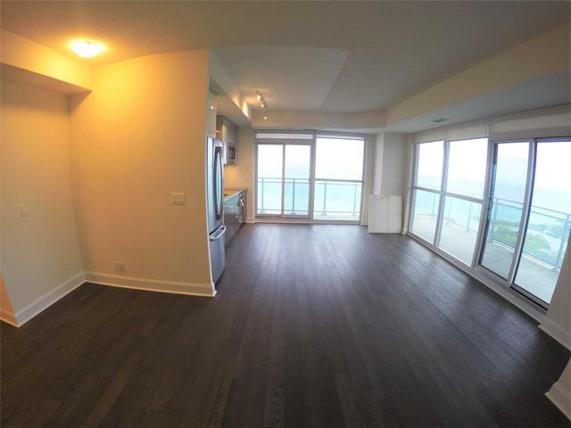 33 Shore Breeze Dr, Unit 3210