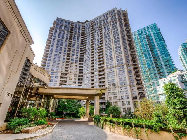 3888 Duke Of York Blvd, PH 20