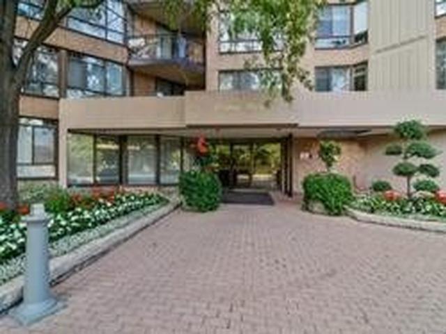 20 Cherrytree Dr, Unit 1106