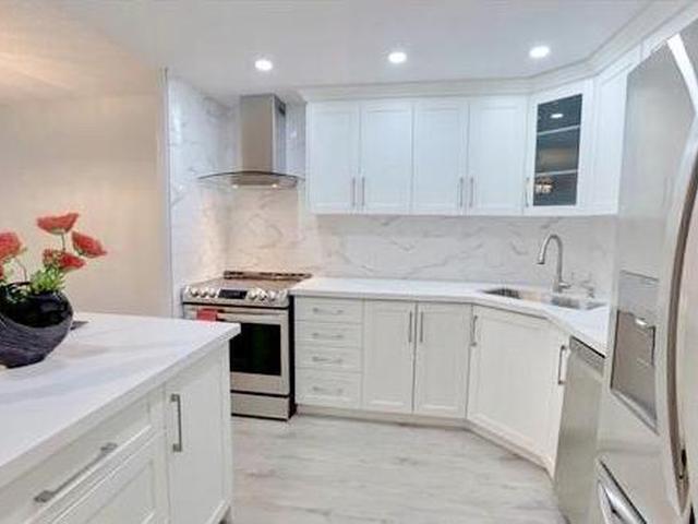 1359 White Oaks Blvd, Unit 308
