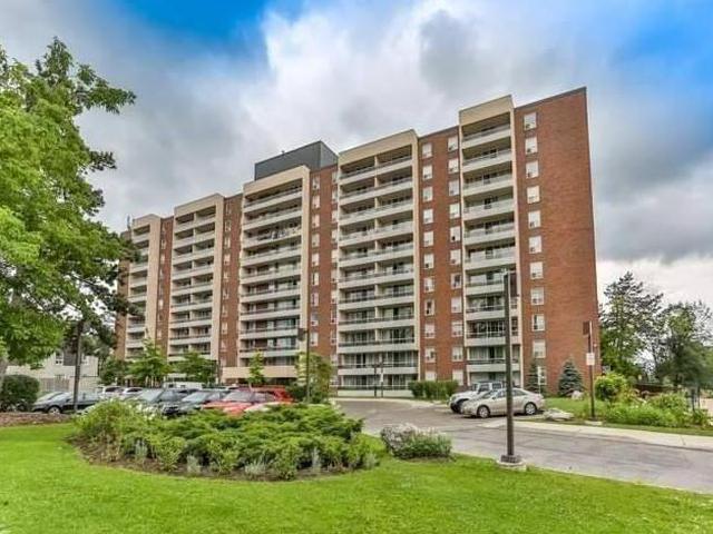 31 Four Winds Dr, Unit 407