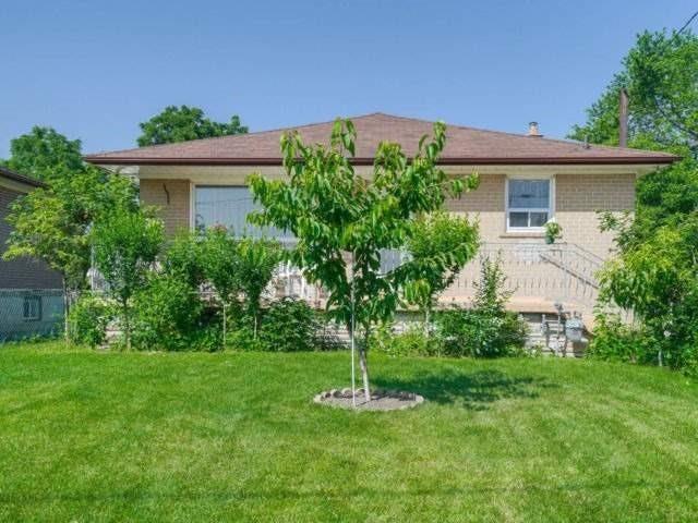 21 Ayr Cres