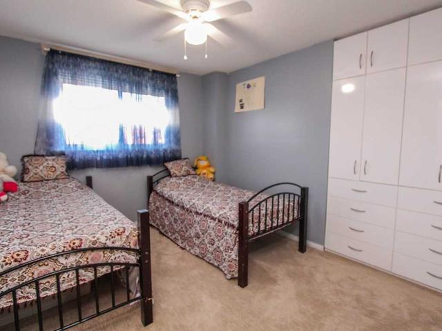 9 Newgreen Cres