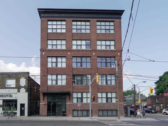 2154 Dundas St W, Unit 105