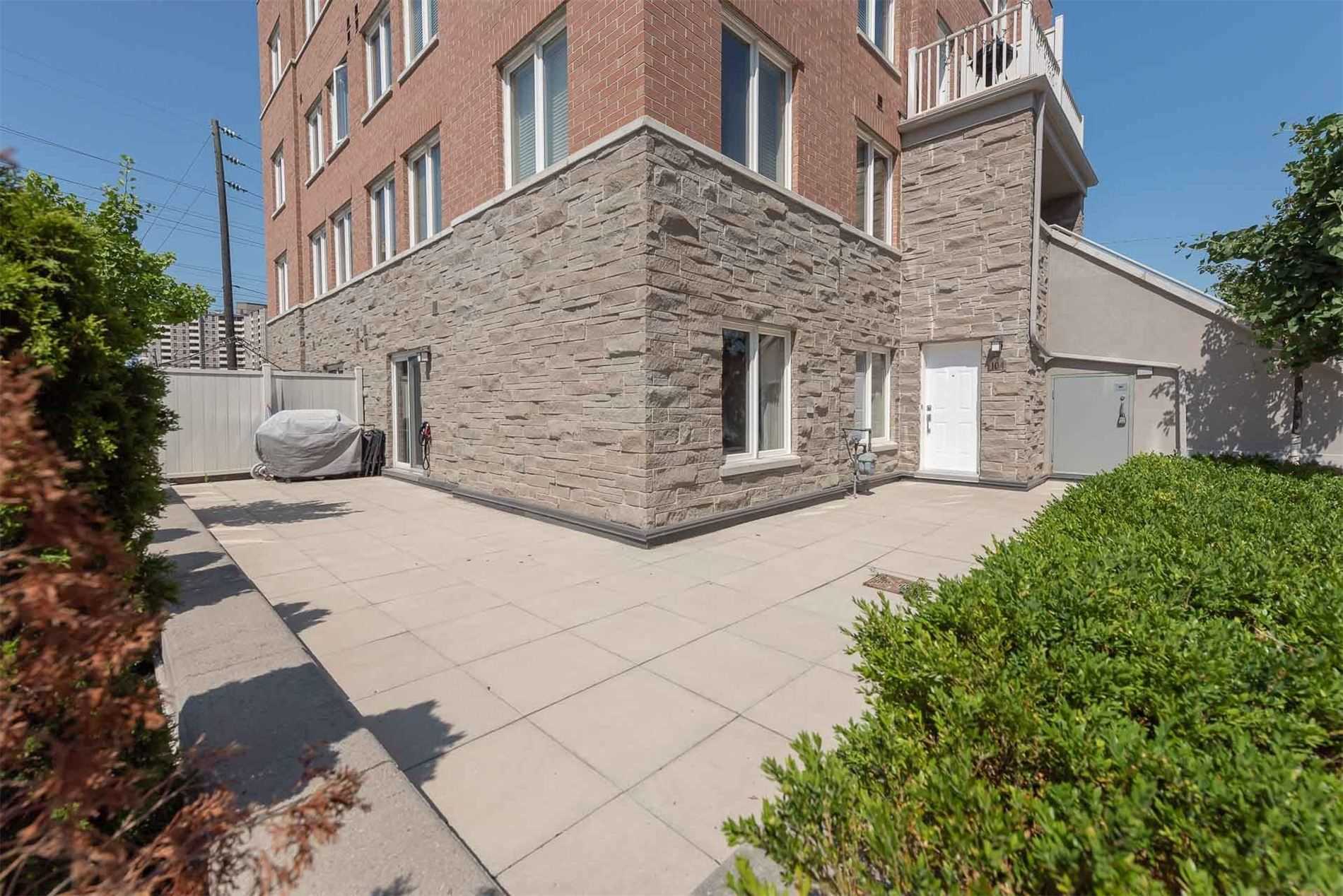 104 35 Richgrove Dr, Etobicoke Sold, W4538273 Condos.ca