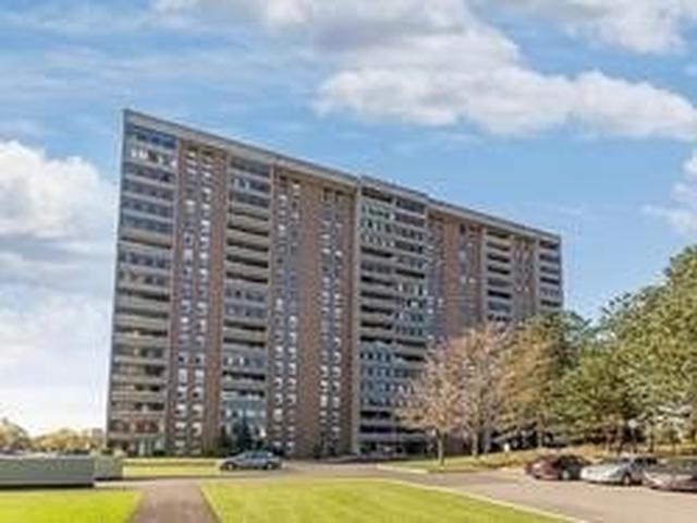 15 Kensington Rd, Unit 1807