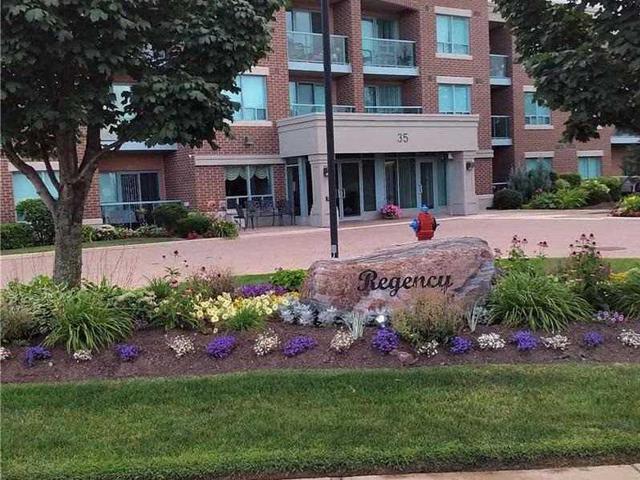 35 Via Rosedale Way, Unit 104
