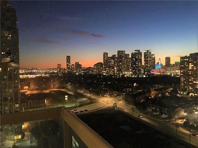 3504 Hurontario St, Unit 2209