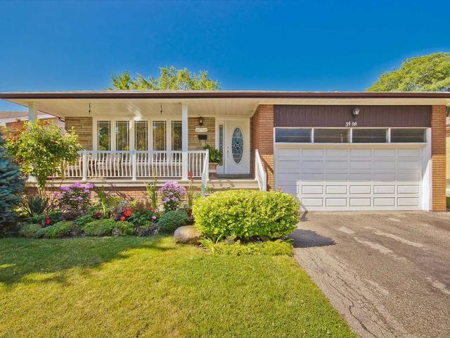 3484 Riverspray Cres