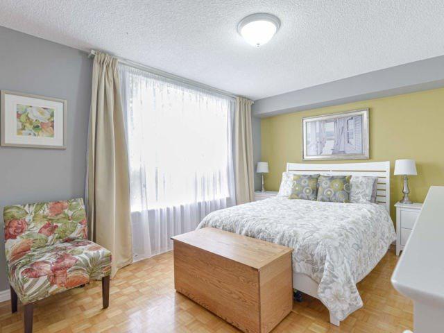 308 - 1535 Lakeshore Rd E