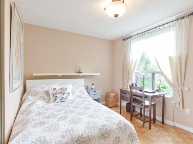 308 - 1535 Lakeshore Rd E