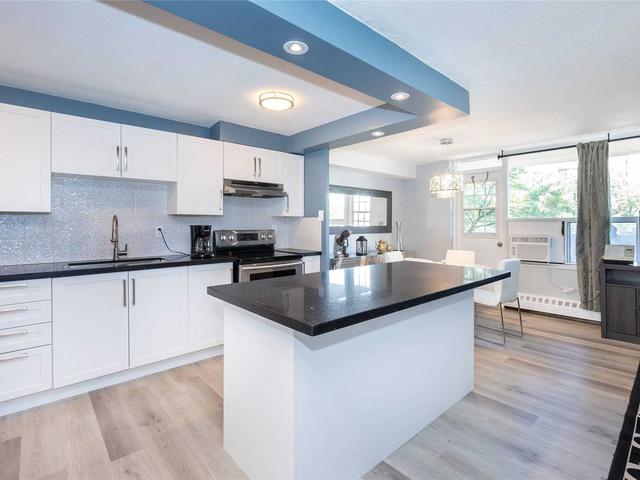 3120 Kirwin Ave, Unit 404