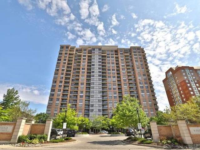 55 Strathaven Dr, Unit #905